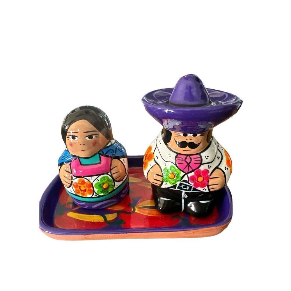 Mexican Folk Art Pottery Salt And Pepper Shakers Hand Painted With Tray